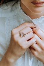 Carica l'immagine nel visualizzatore di Gallery, ANELLO ROUNDABOUT