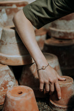 Carica l'immagine nel visualizzatore di Gallery, BRACCIALE CIRCLE